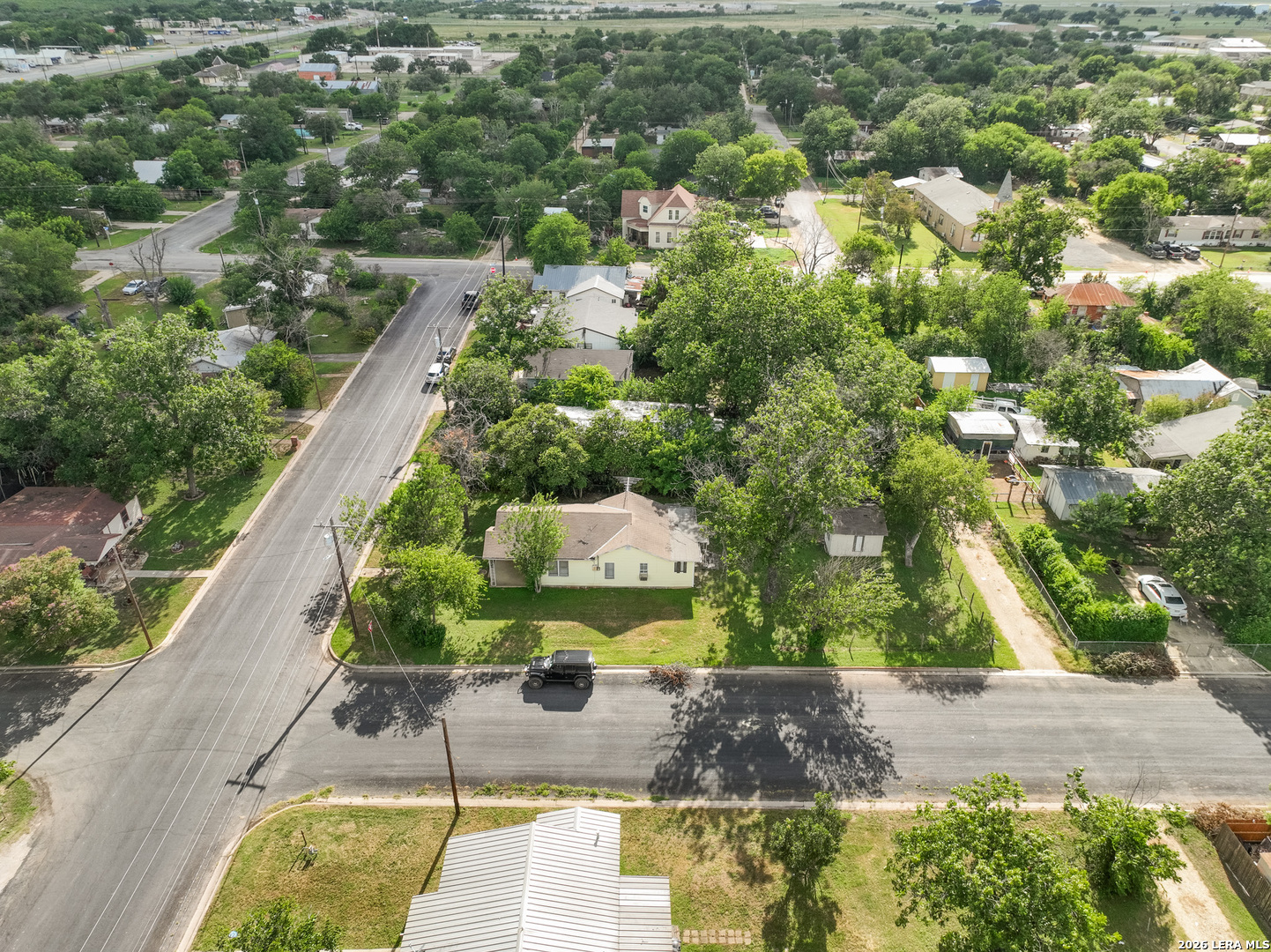 1902 17th Street Hondo TX 78861
