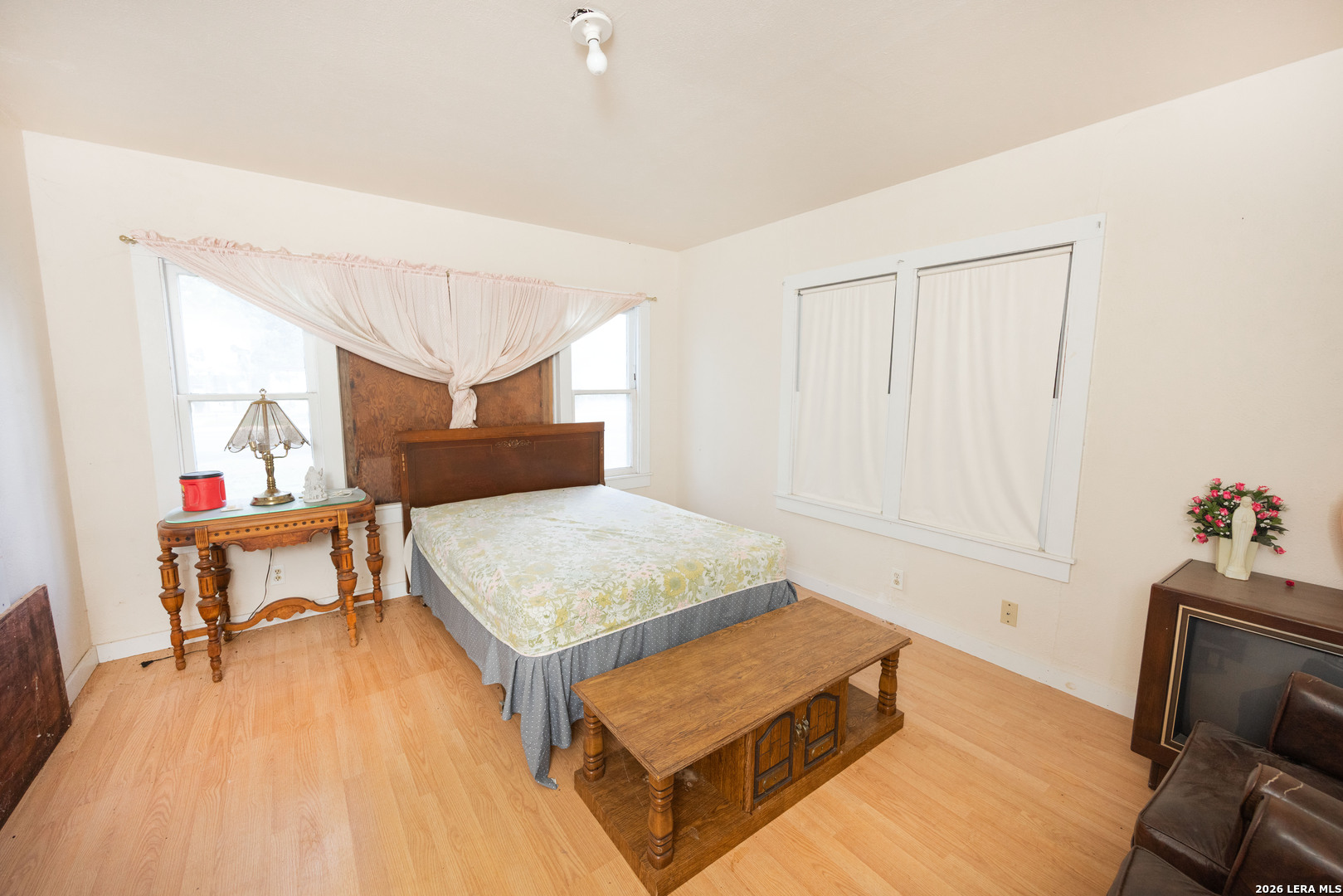 1902 17th Street Hondo TX 78861