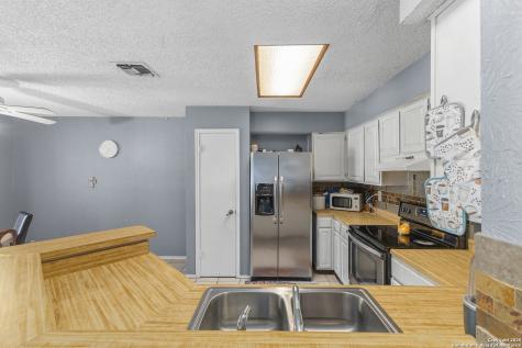 9254 Ridge Shadow San Antonio TX 78250