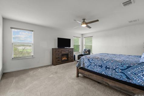 1635 Iron Creek San Antonio TX 78245