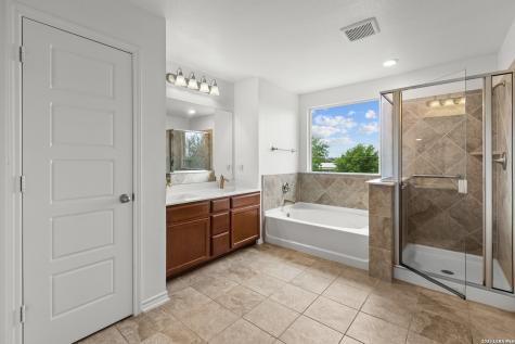 1635 Iron Creek San Antonio TX 78245