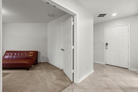 1635 Iron Creek San Antonio TX 78245