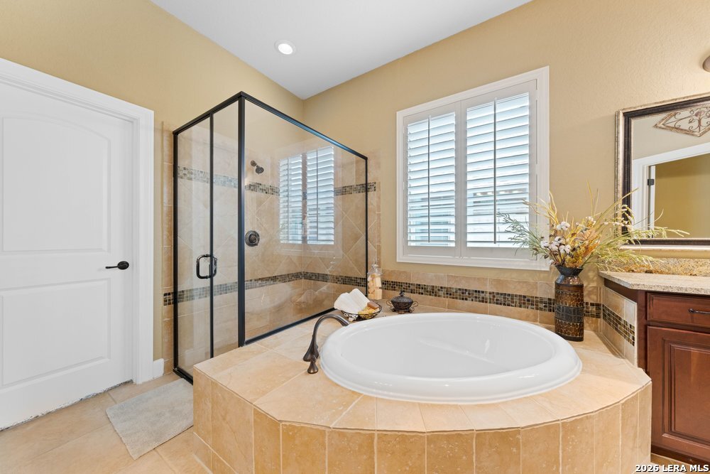 29010 Chaffin Light San Antonio TX 78260