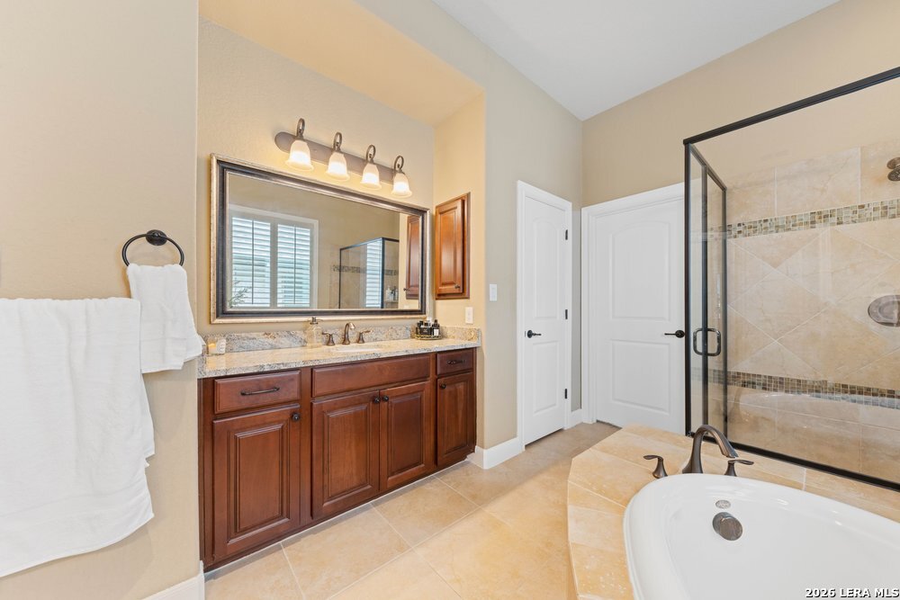 29010 Chaffin Light San Antonio TX 78260
