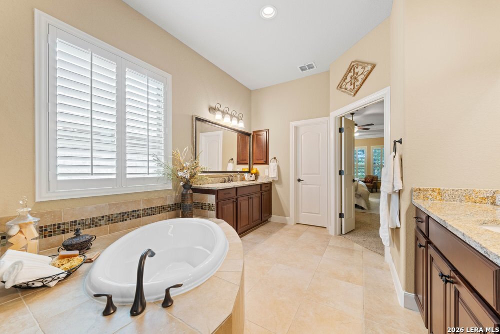 29010 Chaffin Light San Antonio TX 78260