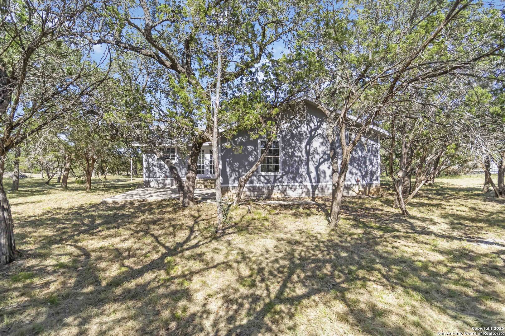 1260 Comanche Bandera TX 78003