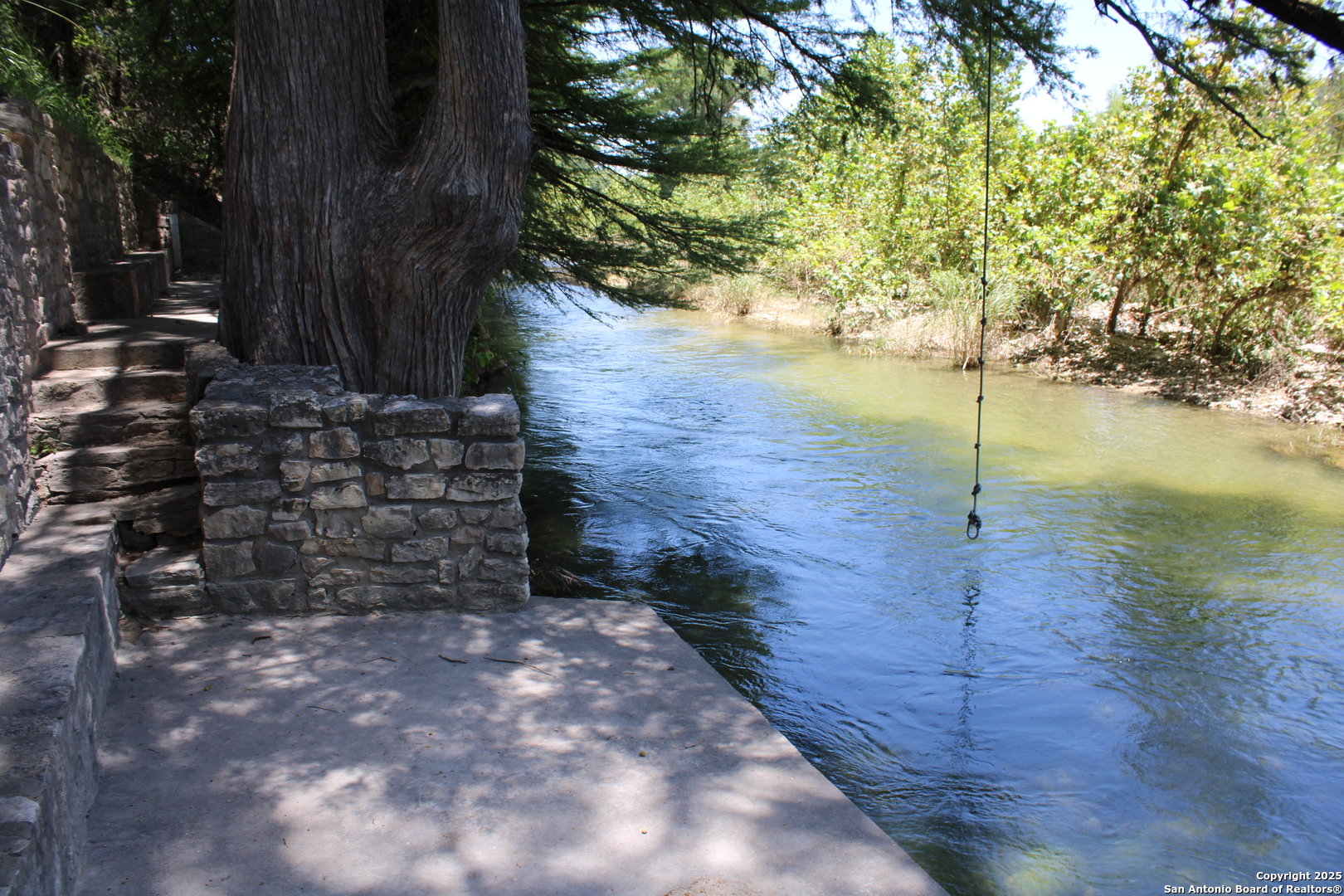 1260 Comanche Bandera TX 78003