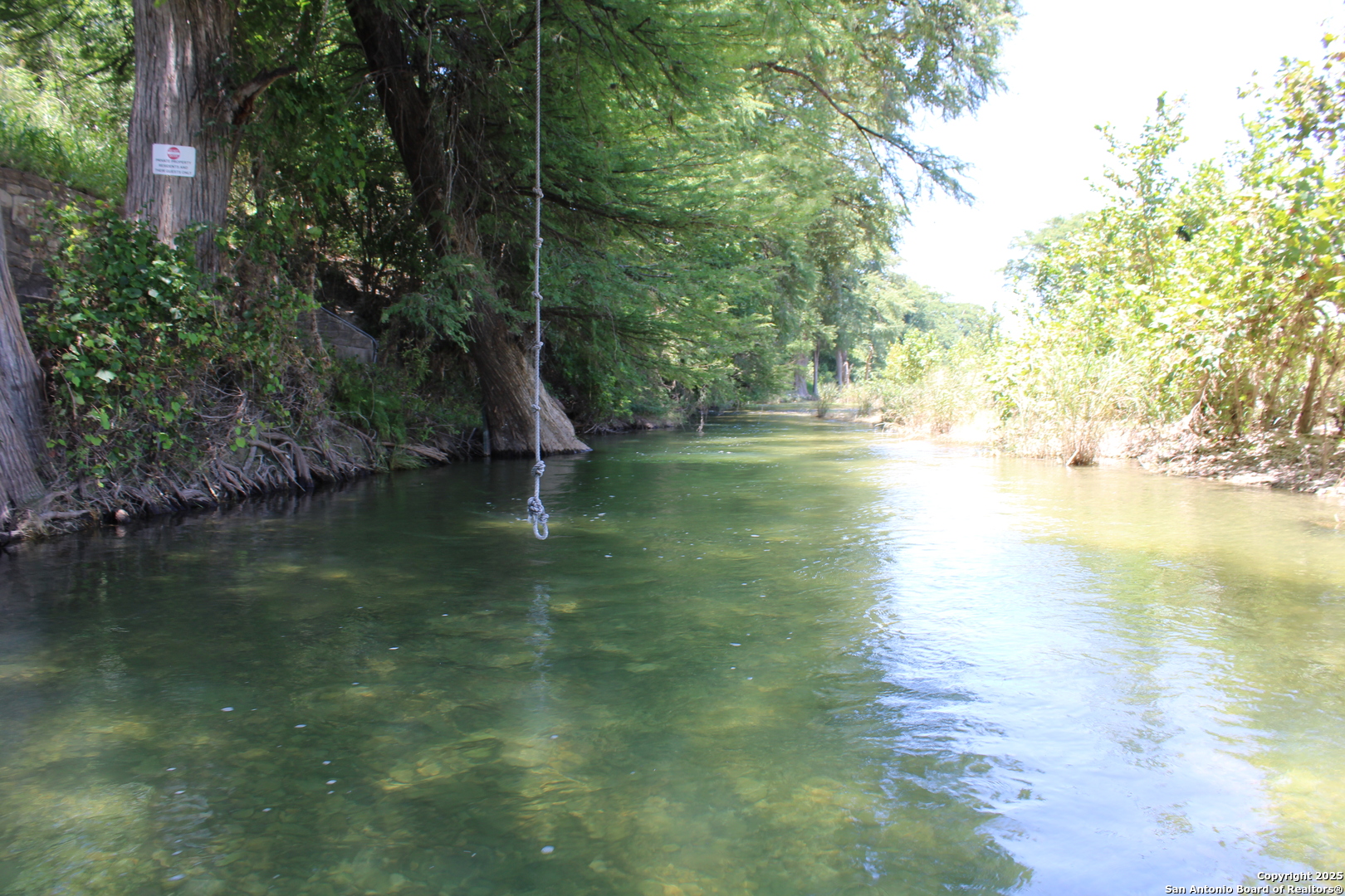 1260 Comanche Bandera TX 78003
