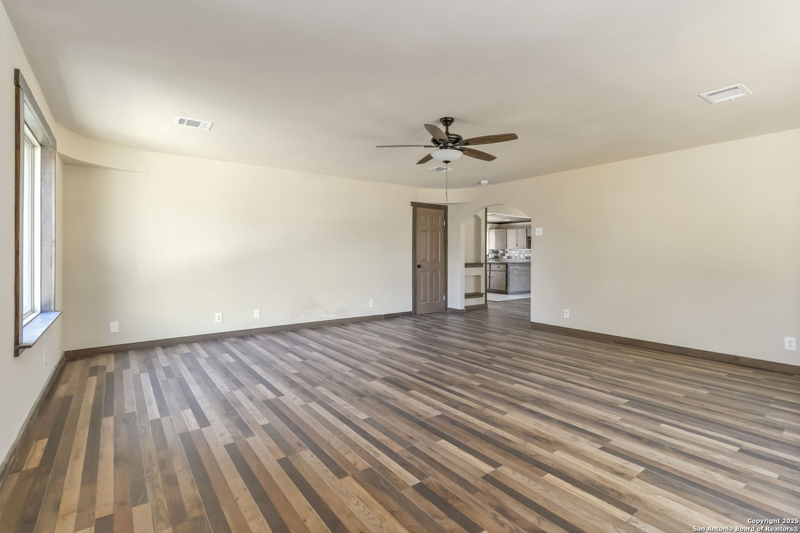 1260 Comanche Bandera TX 78003