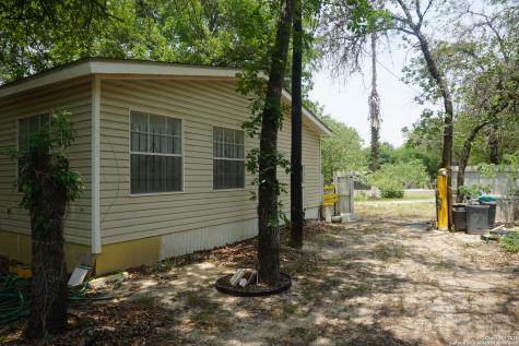 23027 Fawn Trail Drive Elmendorf TX 78112