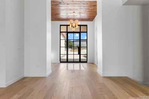 5918 Tejas Spring San Antonio TX 78257