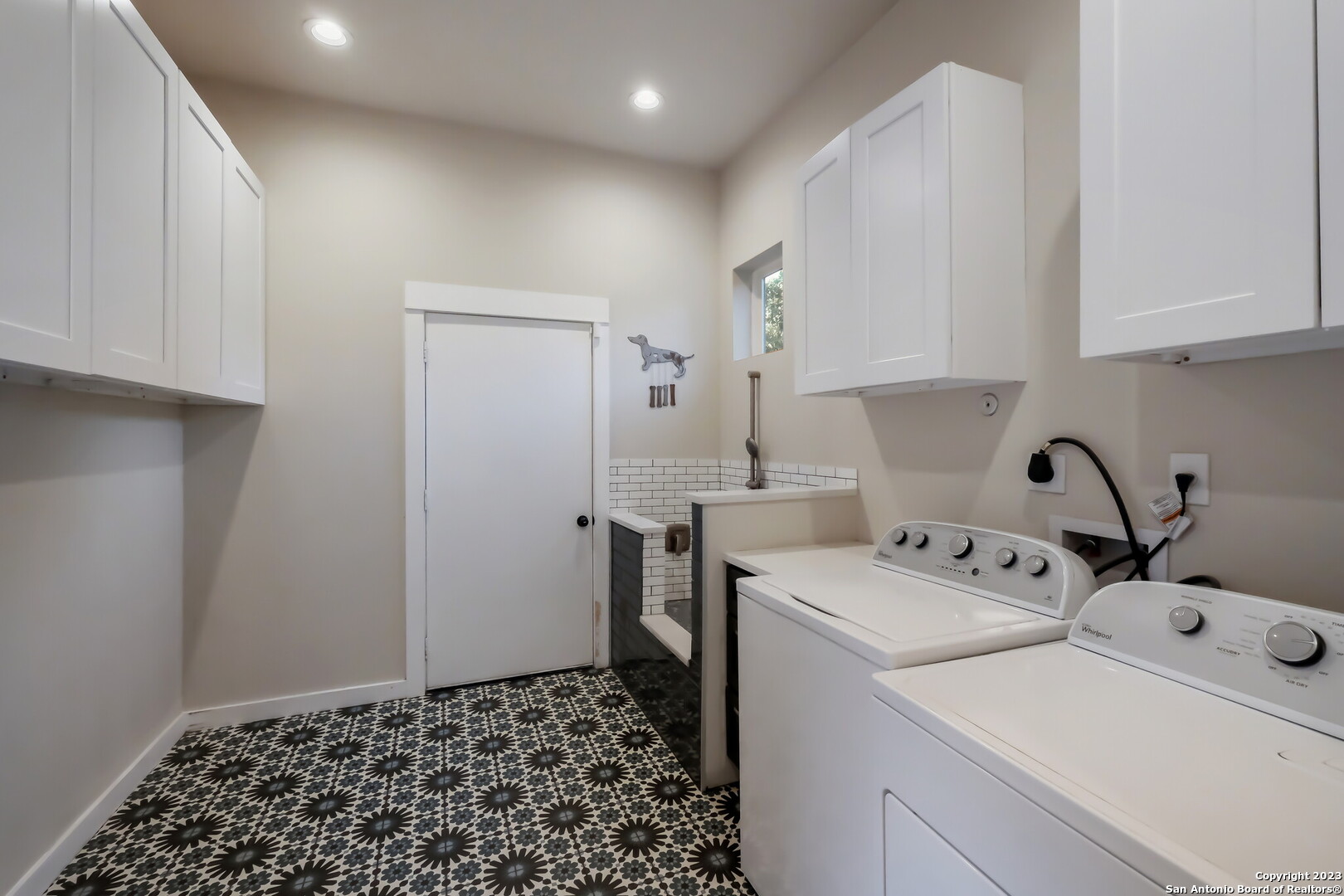 320 Saint Francis Avenue San Antonio TX 78204