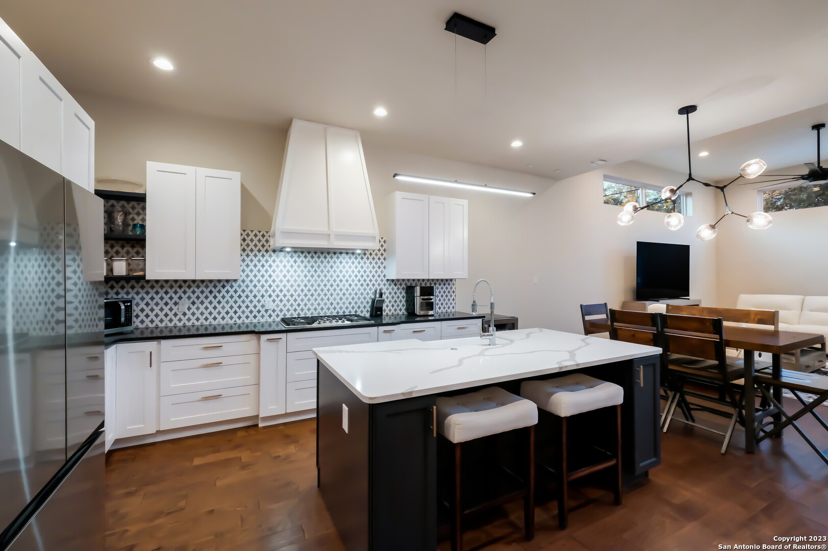 320 Saint Francis Avenue San Antonio TX 78204