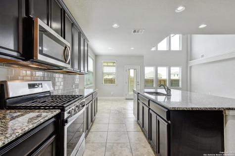 8103 Lovela Bend San Antonio TX 78254