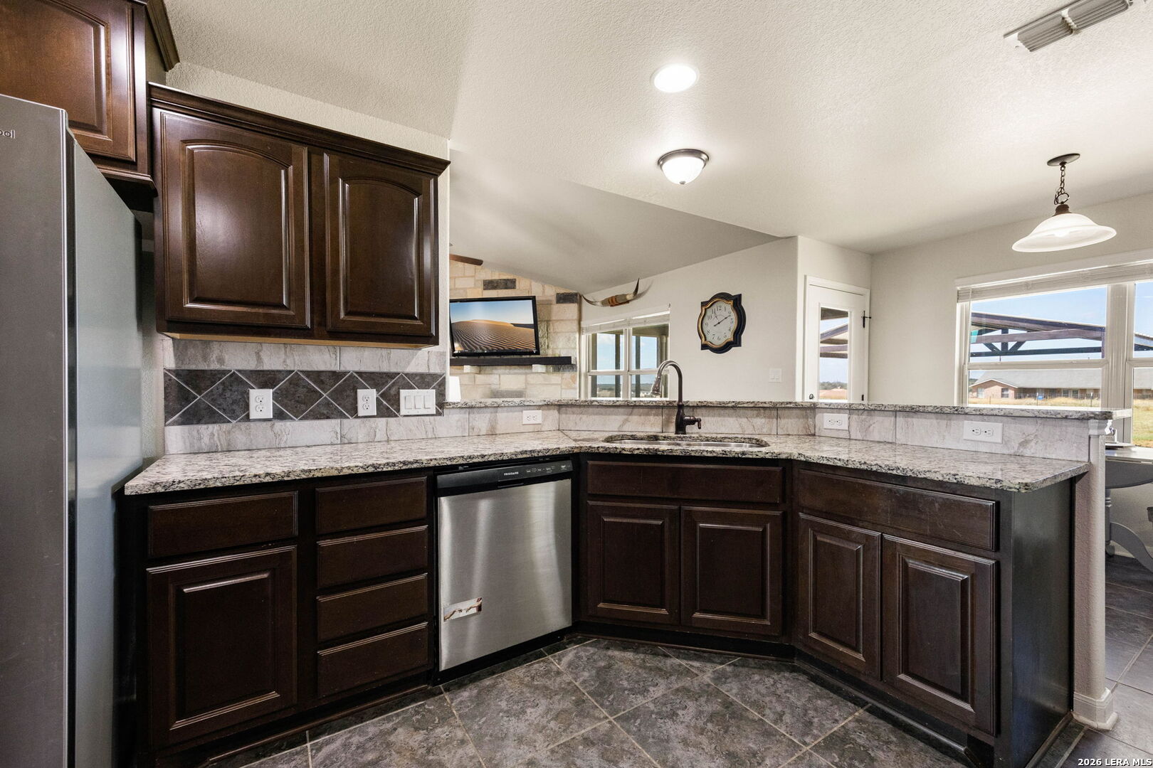 149 Lakeview Circle La Vernia TX 78121