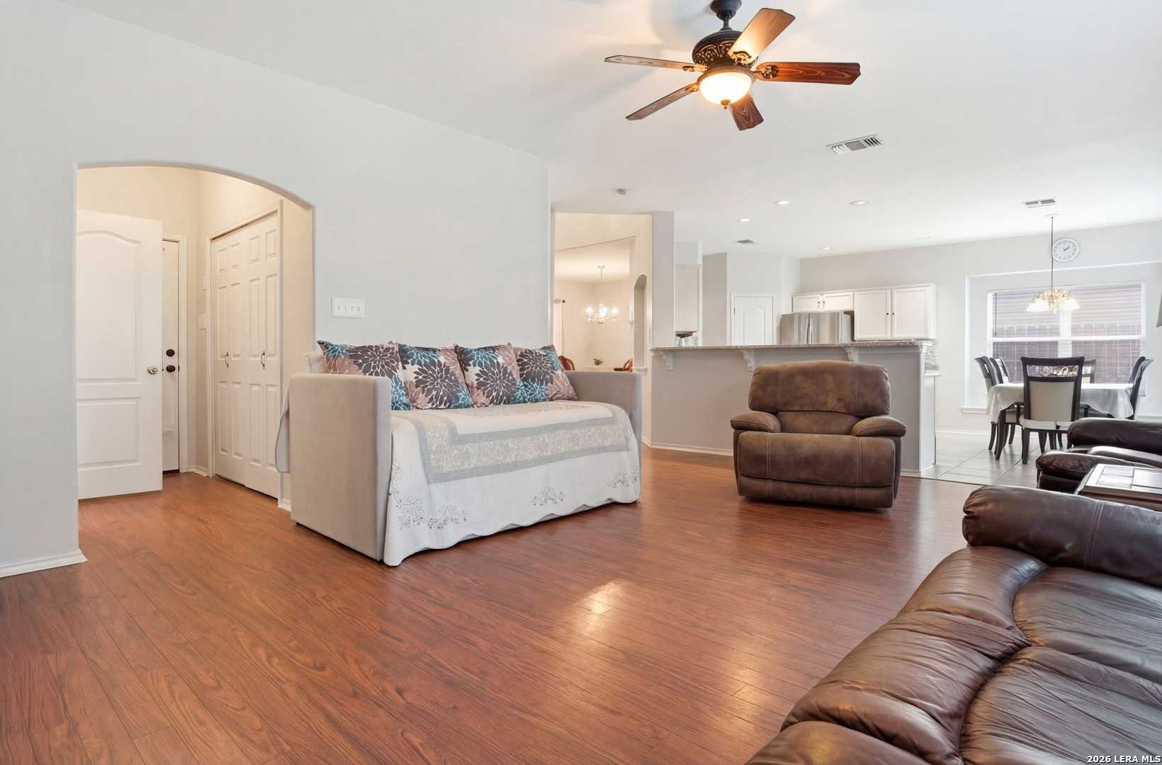 4302 Swan Forest San Antonio TX 78222