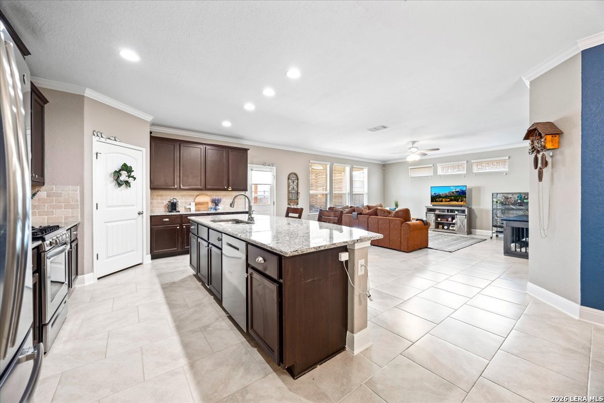 8906 Virginia Rye San Antonio TX 78254