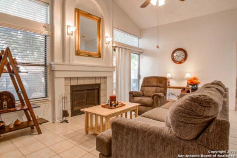 9354 Valley Hedge San Antonio TX 78250