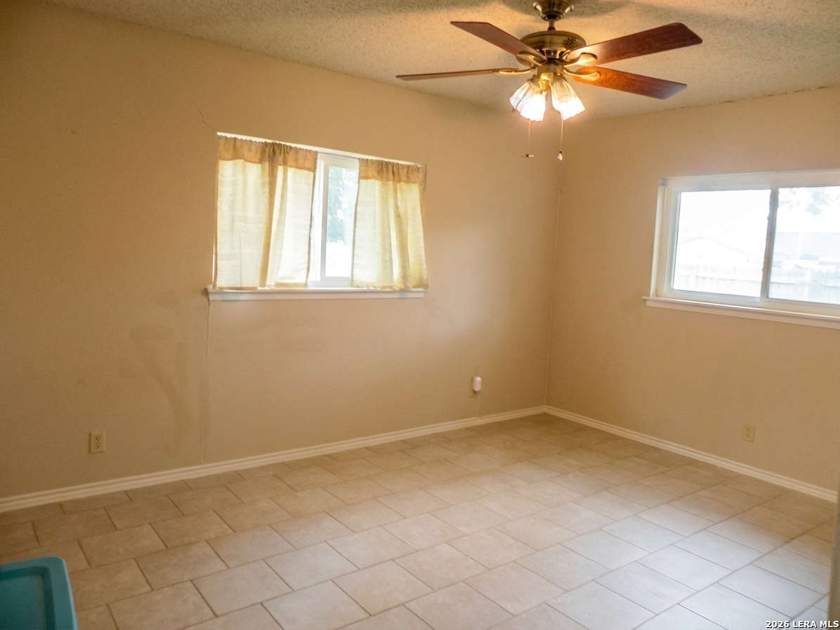 4727 Hidden Creek San Antonio TX 78238