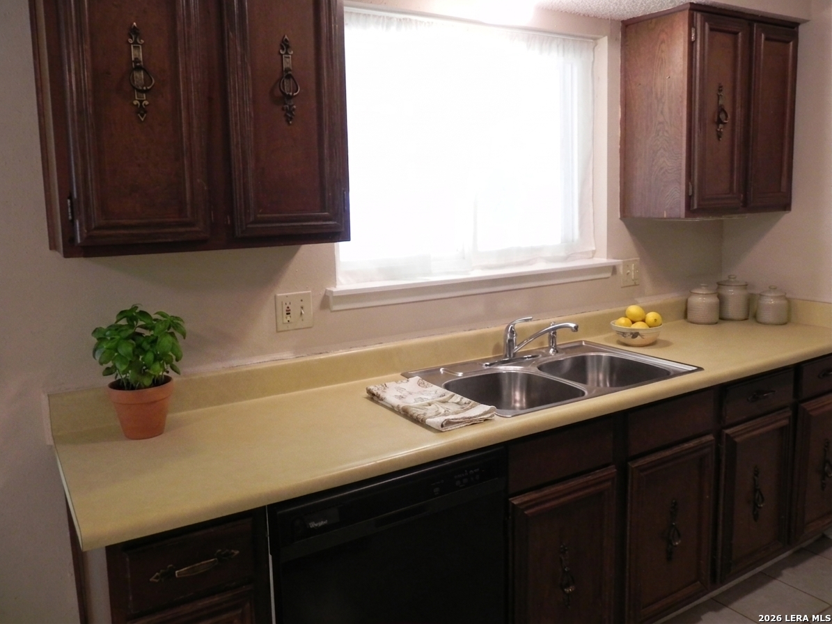 4727 Hidden Creek San Antonio TX 78238