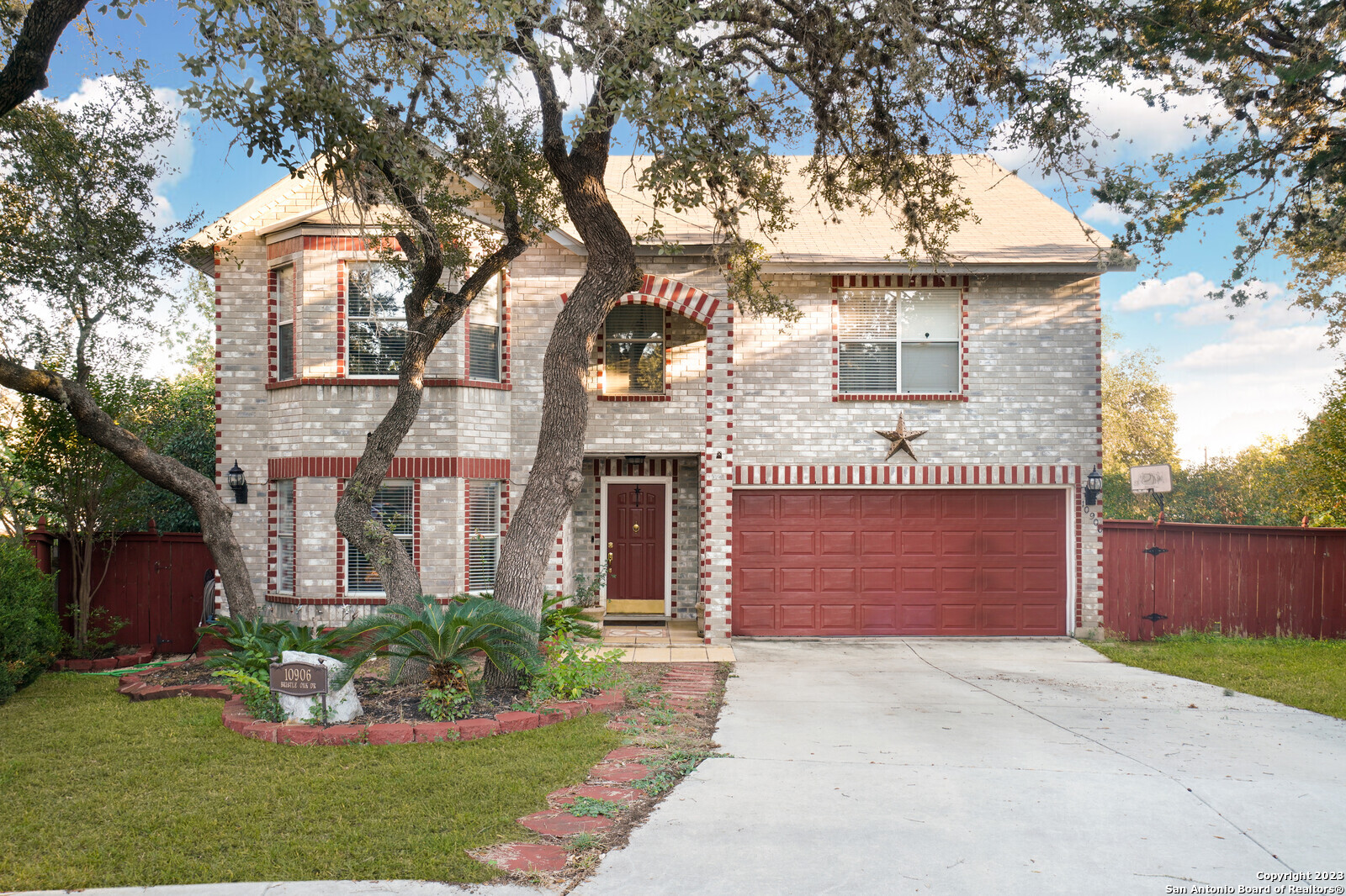 10906 Bristle Oak Drive San Antonio TX 78249