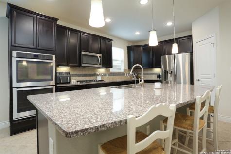10719 Serrento Hi Helotes TX 78023