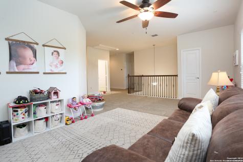 10719 Serrento Hi Helotes TX 78023