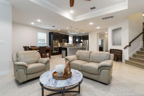 10719 Serrento Hi Helotes TX 78023