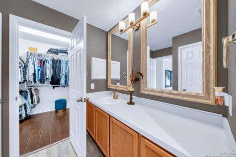 13512 Bristow Dawn San Antonio TX 78217