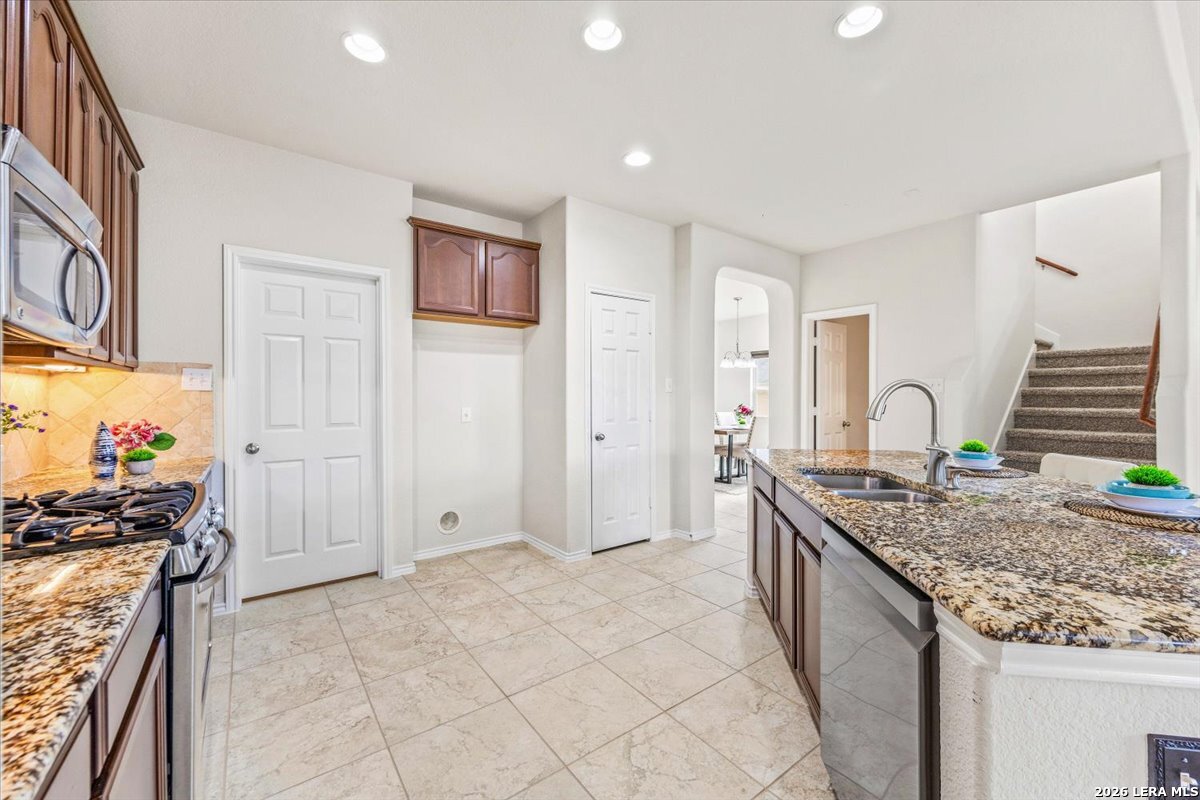 25823 Beautyberry San Antonio TX 78261