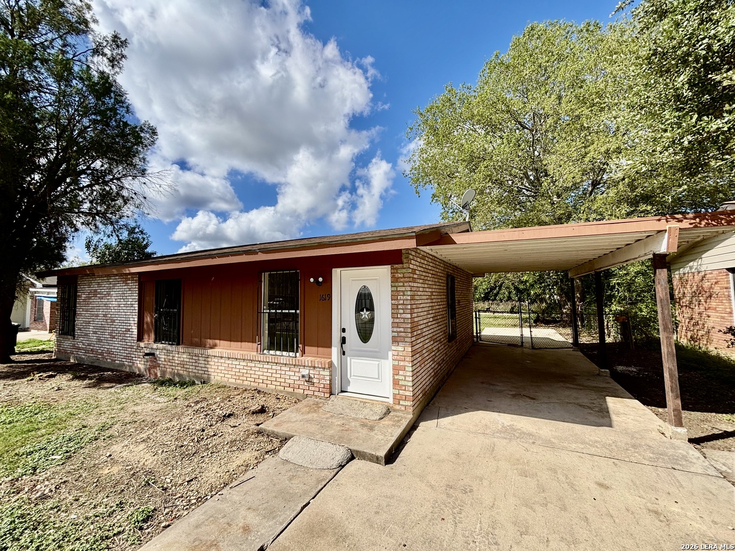 1619 Latimer San Antonio TX 78220
