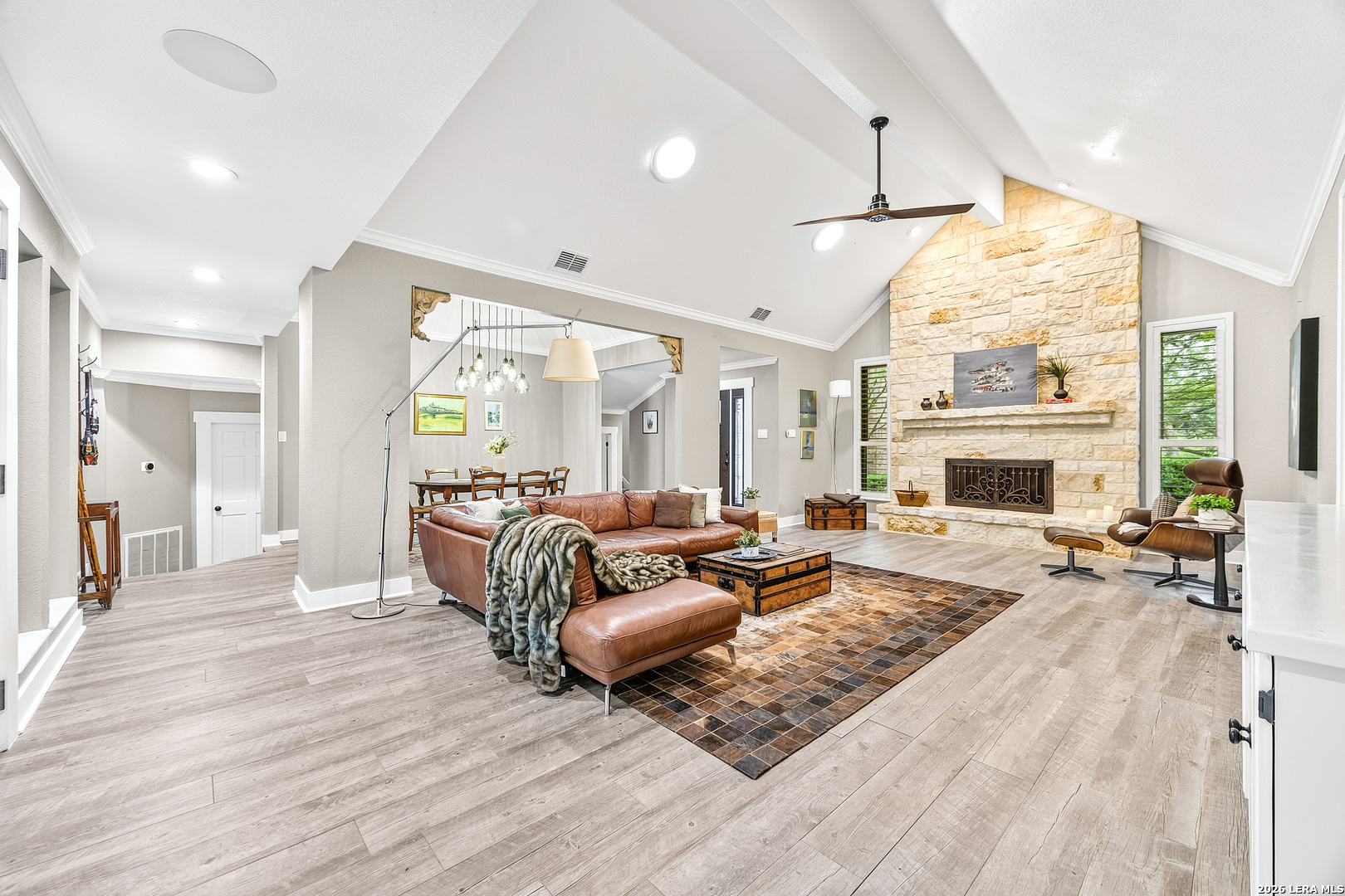 26021 Mesa Oak Drive San Antonio TX 78255