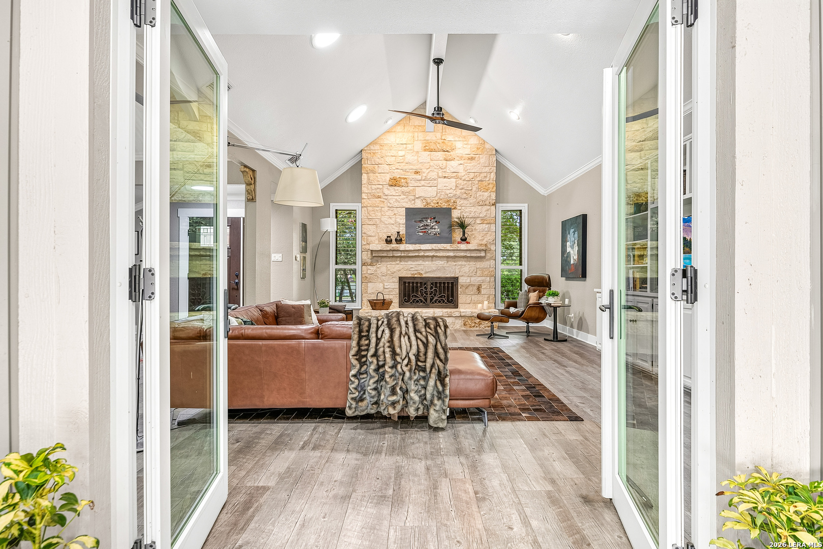 26021 Mesa Oak Drive San Antonio TX 78255