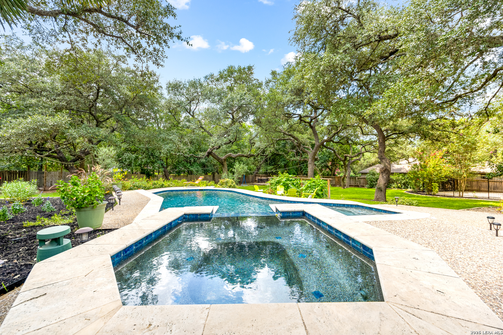 26021 Mesa Oak Drive San Antonio TX 78255