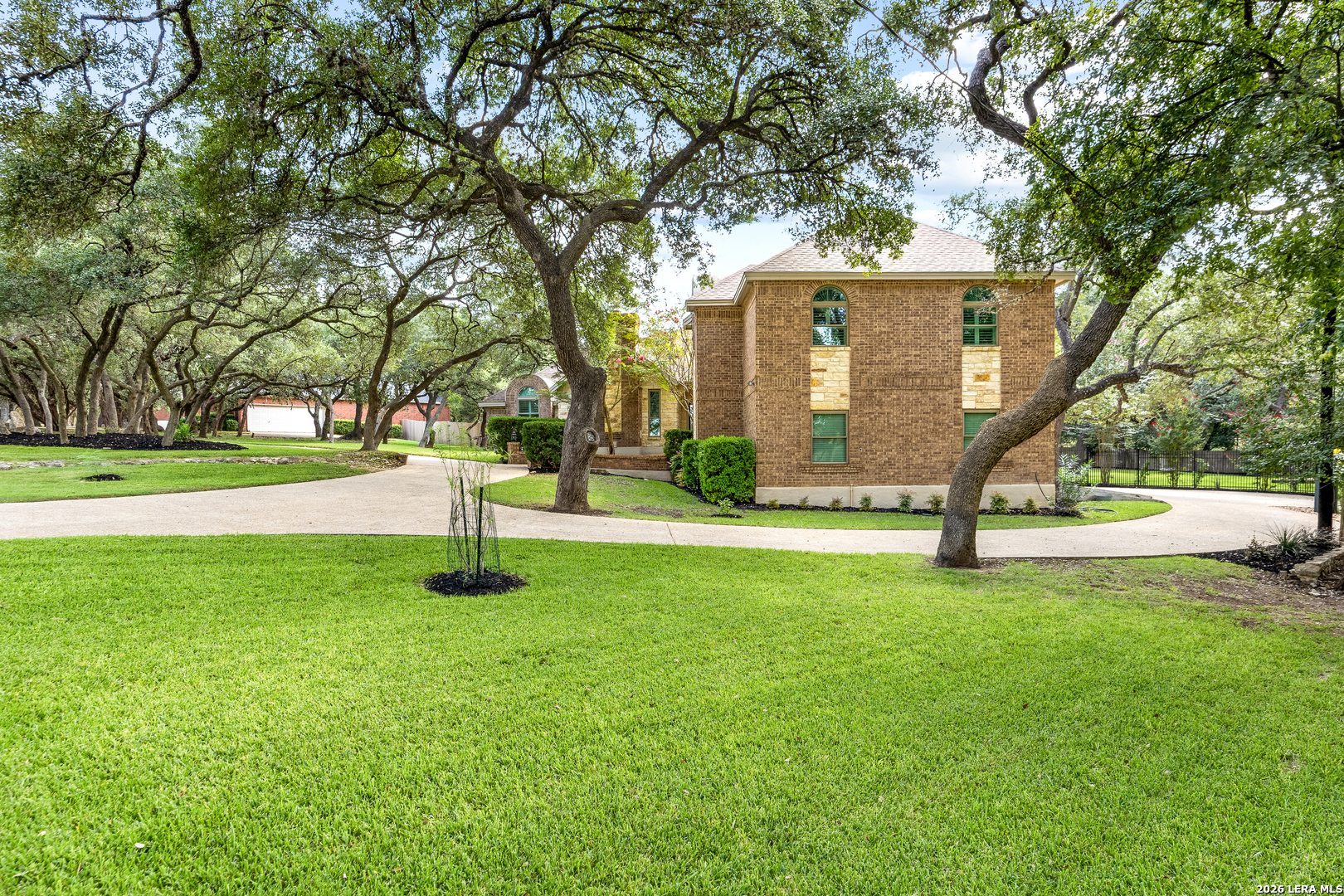 26021 Mesa Oak Drive San Antonio TX 78255