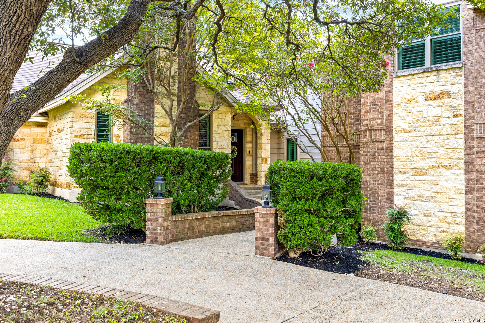 26021 Mesa Oak Drive San Antonio TX 78255