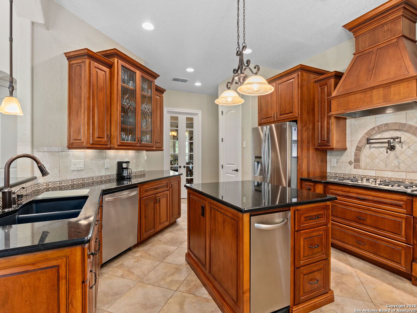 181 Highland Meadows Bandera TX 78003