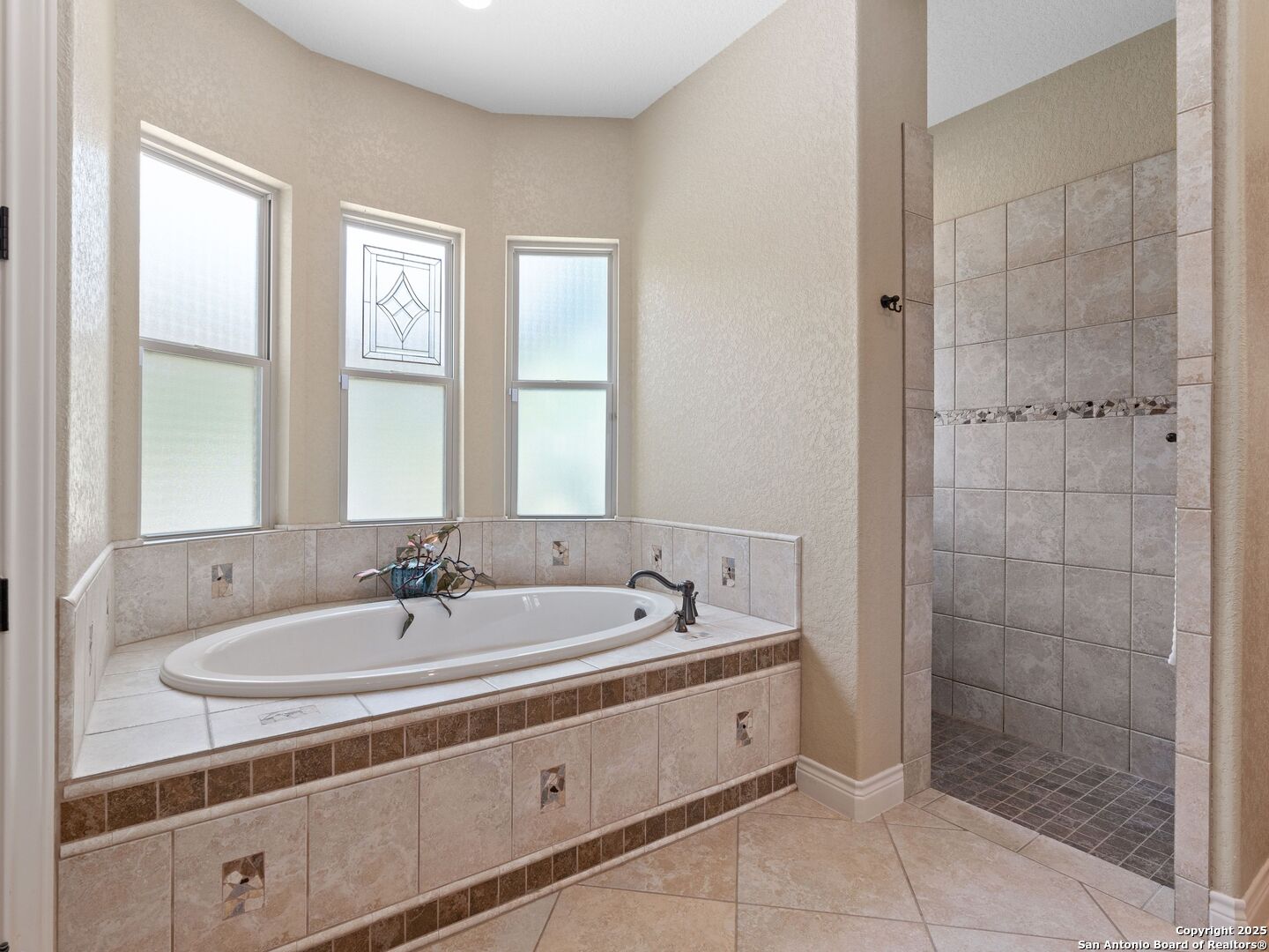 181 Highland Meadows Bandera TX 78003