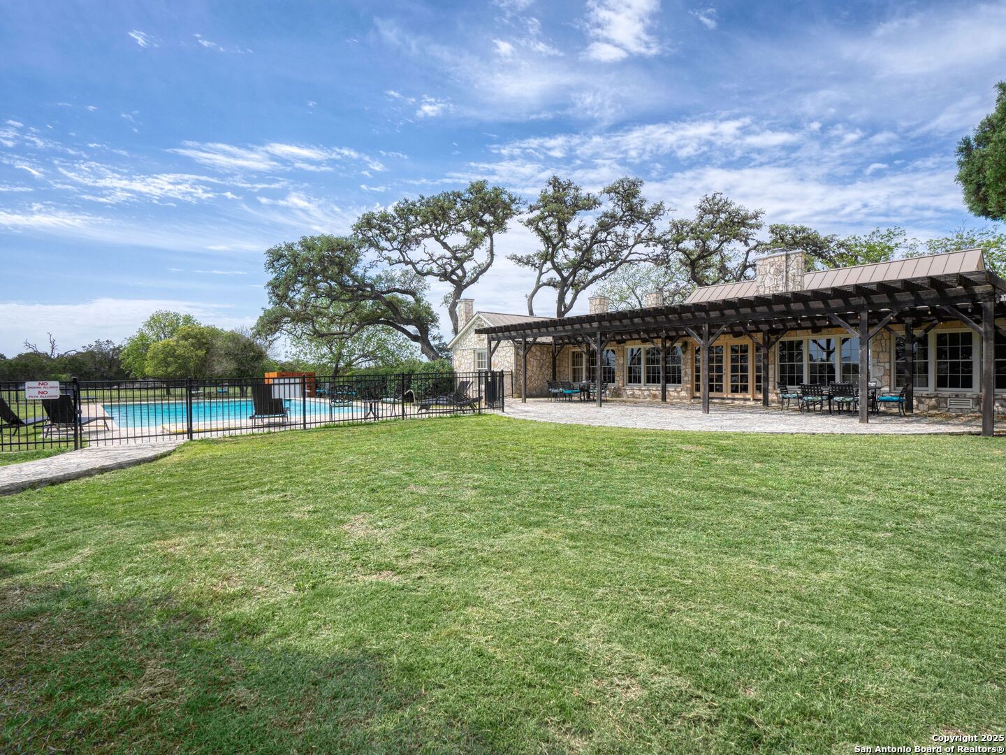181 Highland Meadows Bandera TX 78003