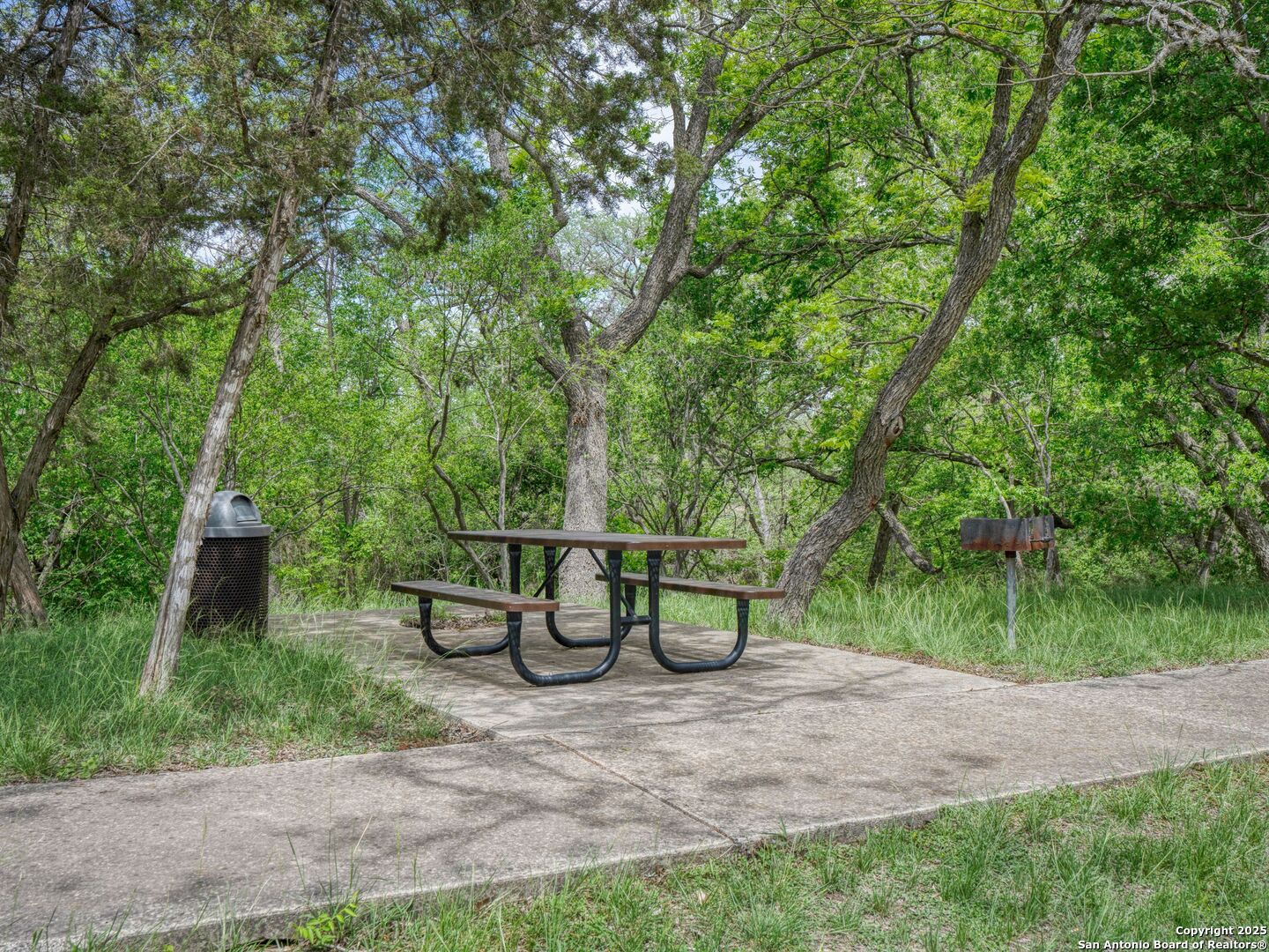 181 Highland Meadows Bandera TX 78003