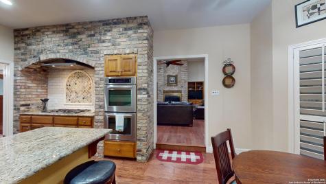 1203 Vista Del Juez San Antonio TX 78216