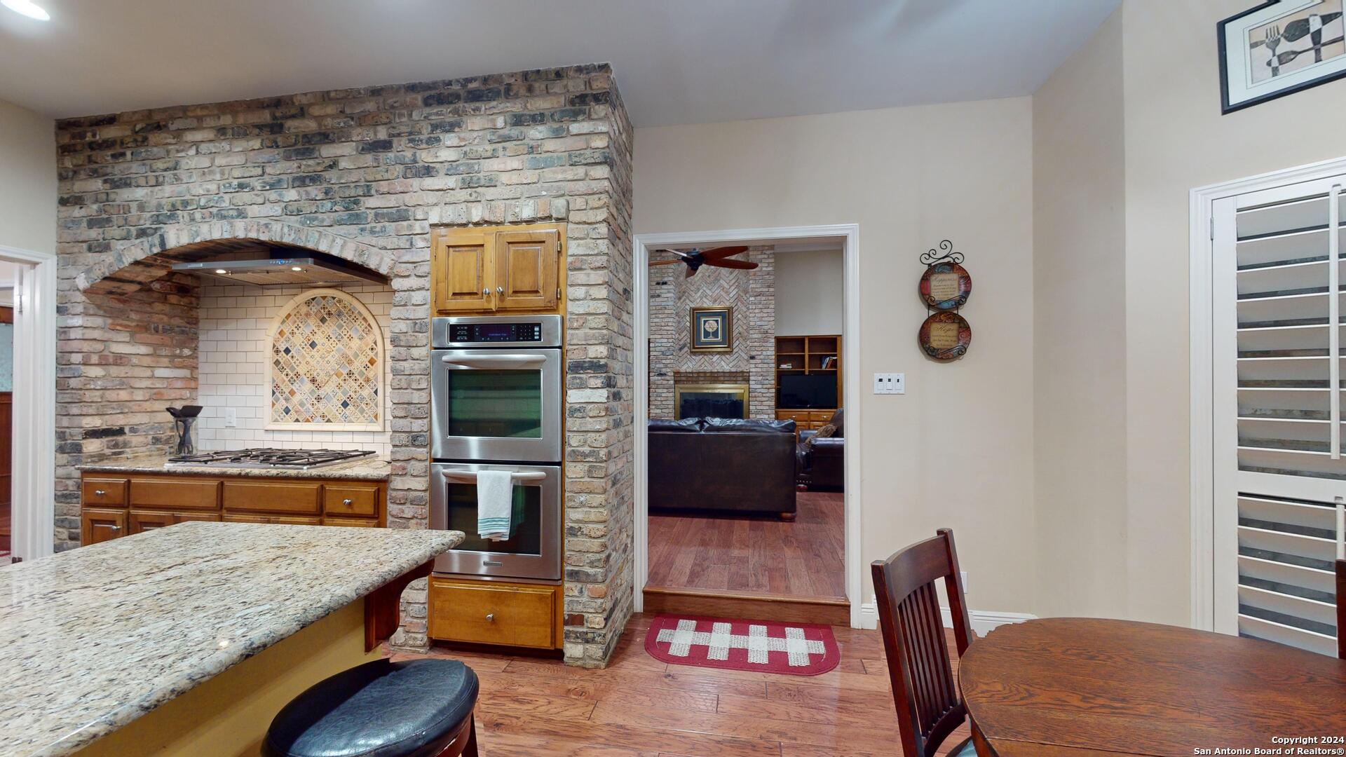1203 Vista Del Juez San Antonio TX 78216