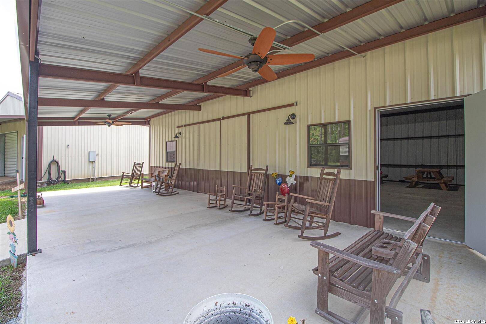 27000 Highway 146 N Cleveland TX 77327