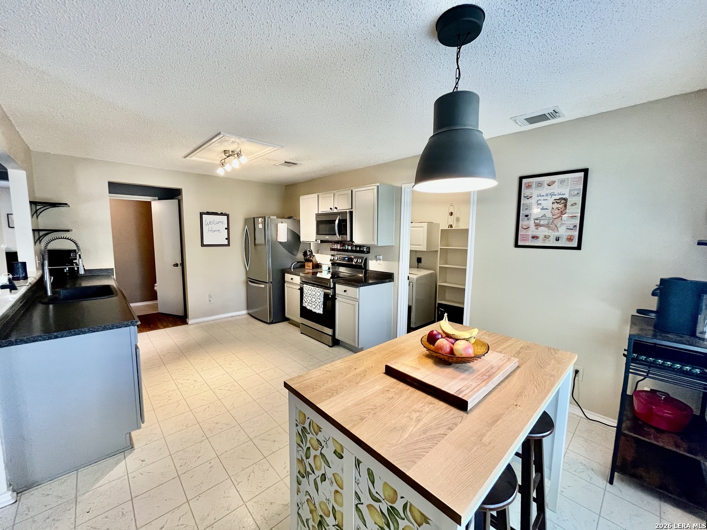 3043 Solitaire Hill San Antonio TX 78247