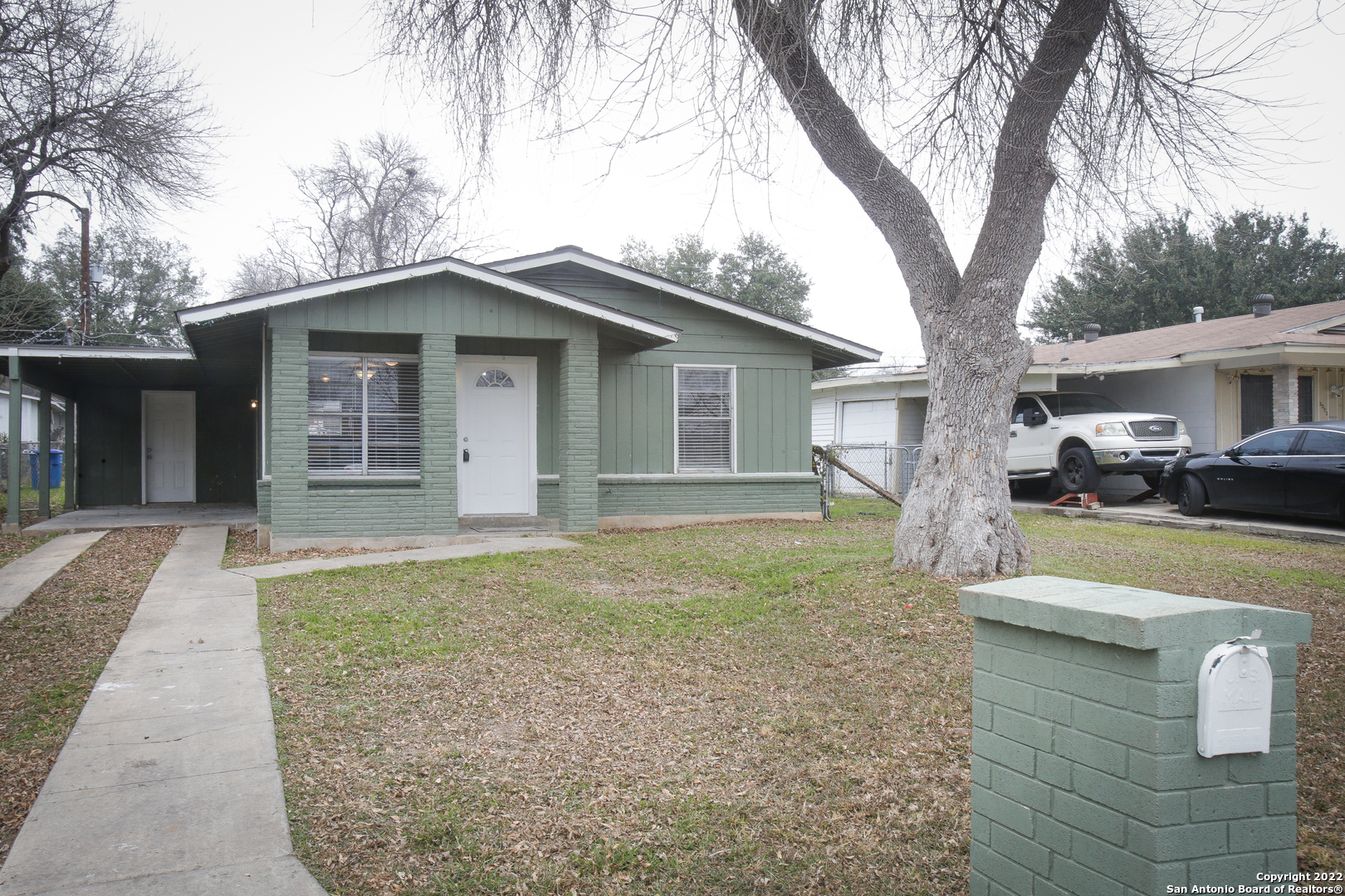 5327 San Simeon Drive San Antonio TX 78228