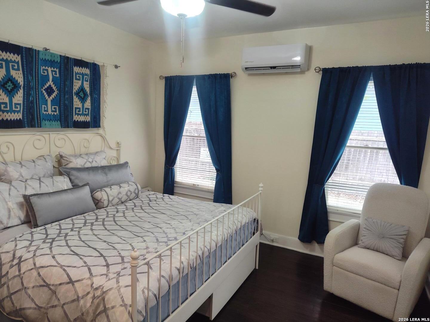 334 Pershing Avenue San Antonio TX 78209
