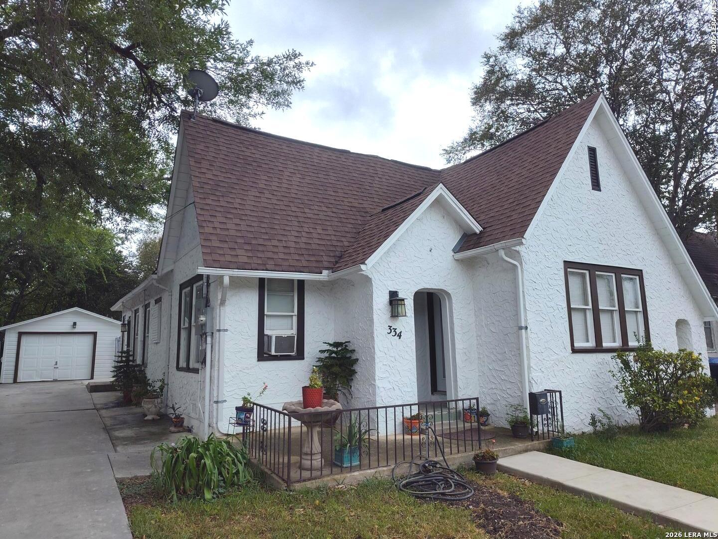 334 Pershing Avenue San Antonio TX 78209