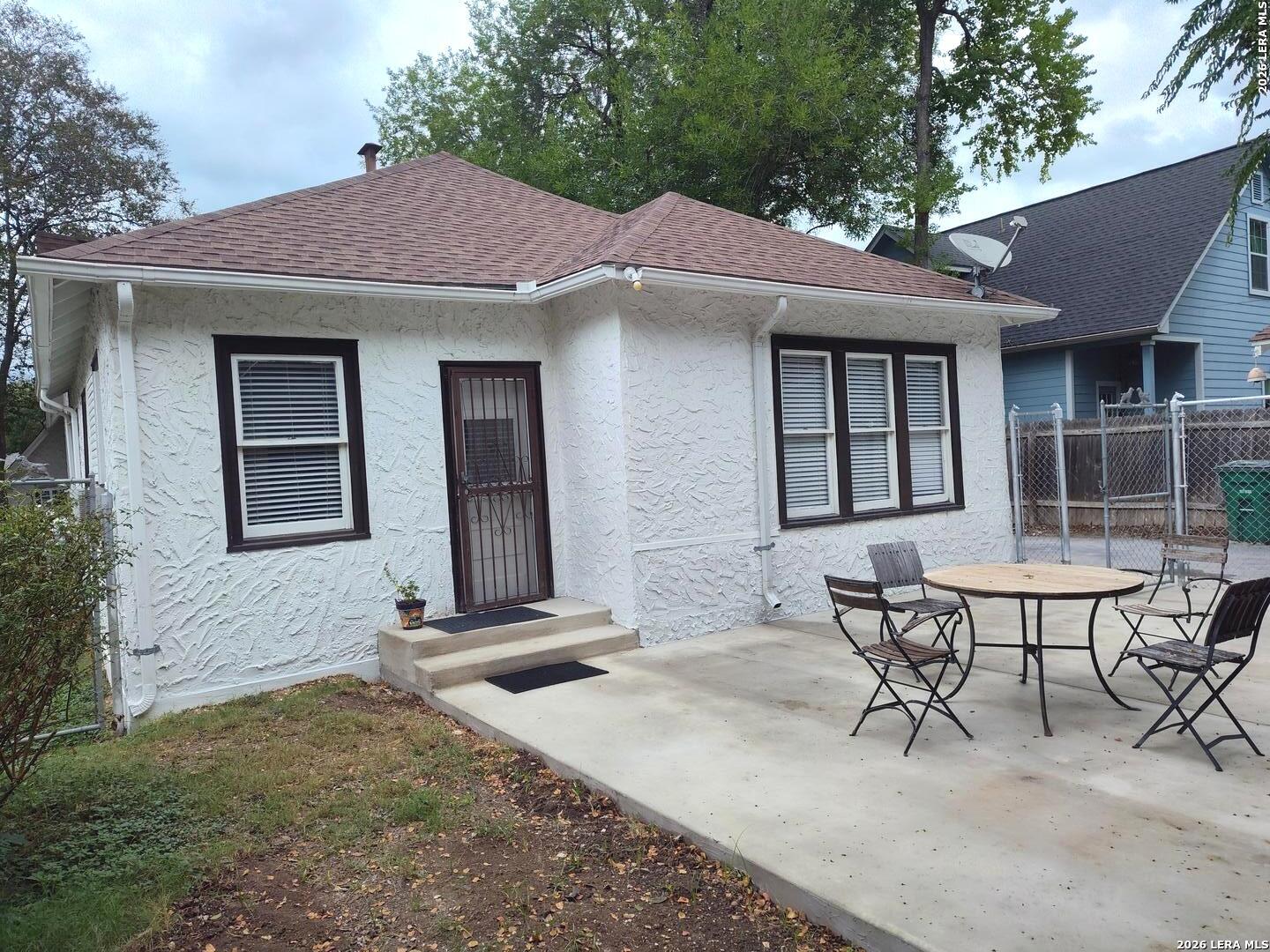 334 Pershing Avenue San Antonio TX 78209