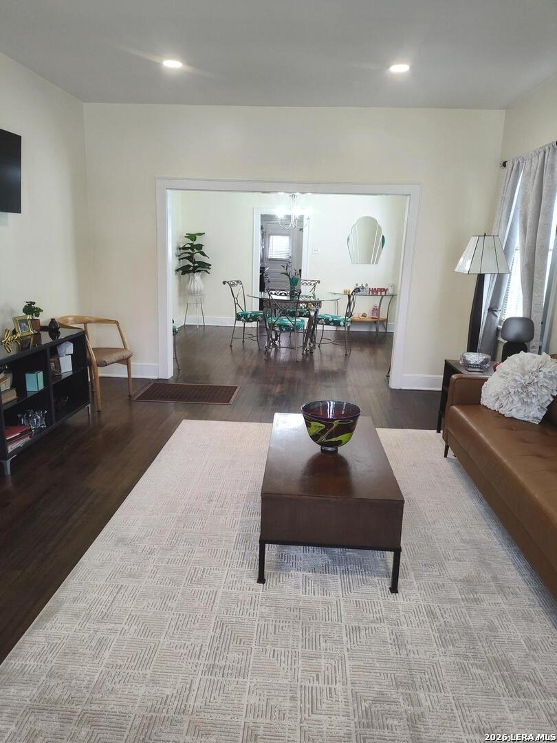 334 Pershing Avenue San Antonio TX 78209