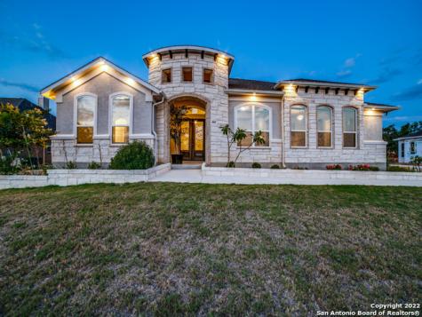 405 Lilly Bluff Castroville TX 78009